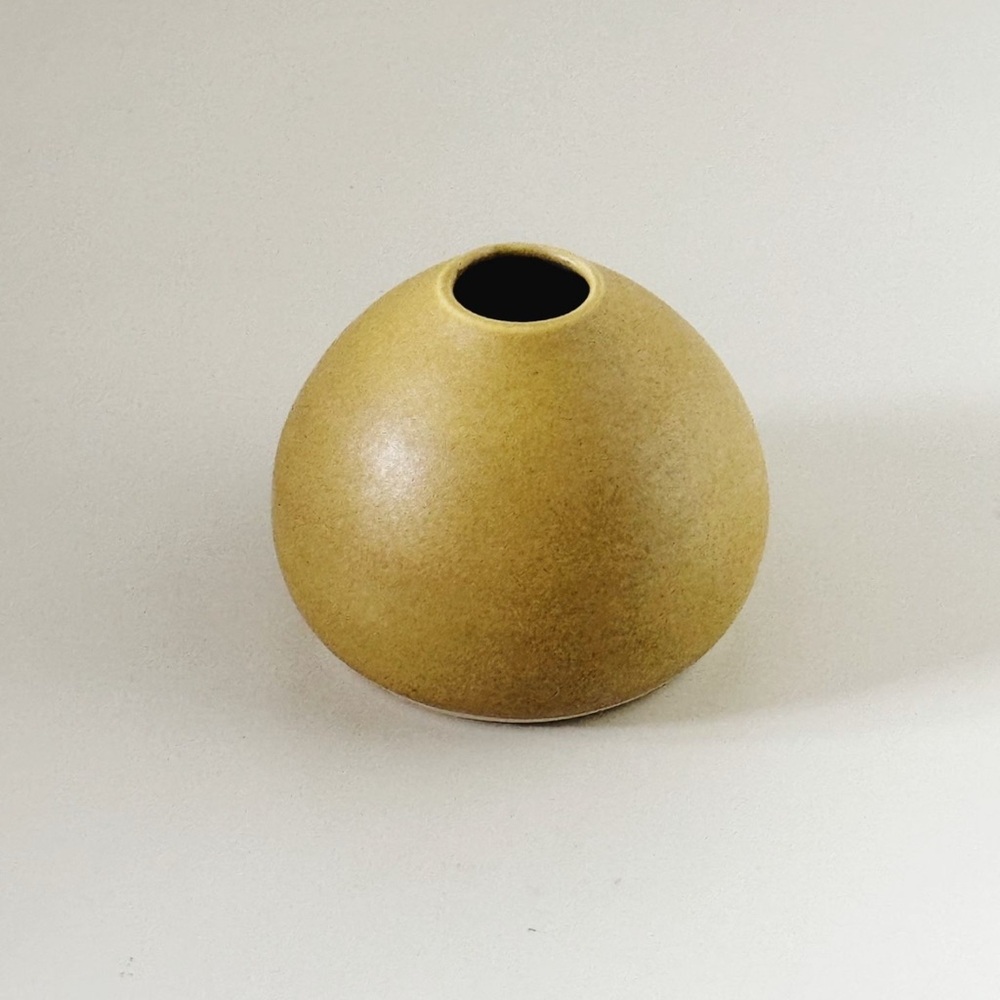 Material Good Little Shirley PEBBLE Vase MUSTARD SEED